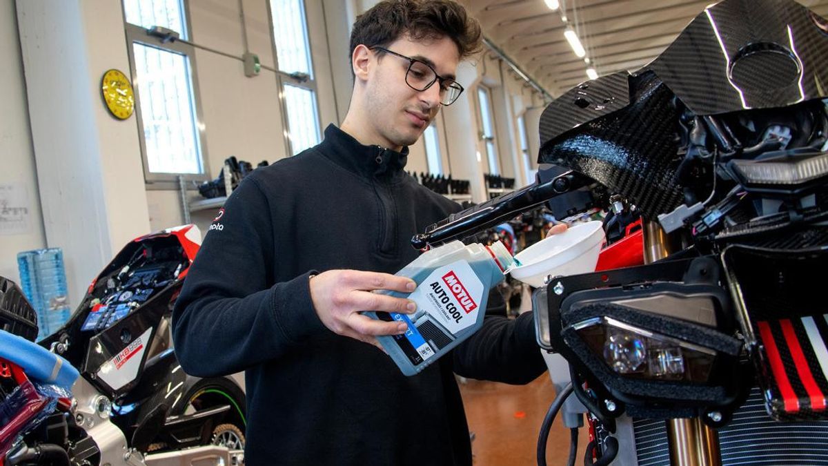 Motul Lakukan Penyesuaian