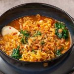 Mie Bangladesh Miliki Sensasi Pedas Gurih Yang Bikin Ketagihan