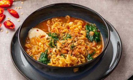 Mie Bangladesh Miliki Sensasi Pedas Gurih Yang Bikin Ketagihan