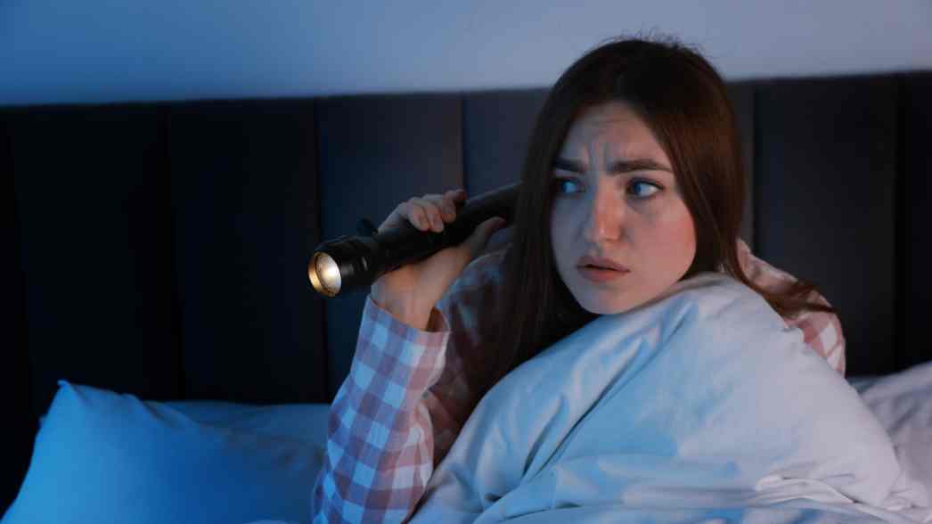 Tips Mengatasi Nyctophobia, Dari Teknik Relaksasi Hingga Terapi